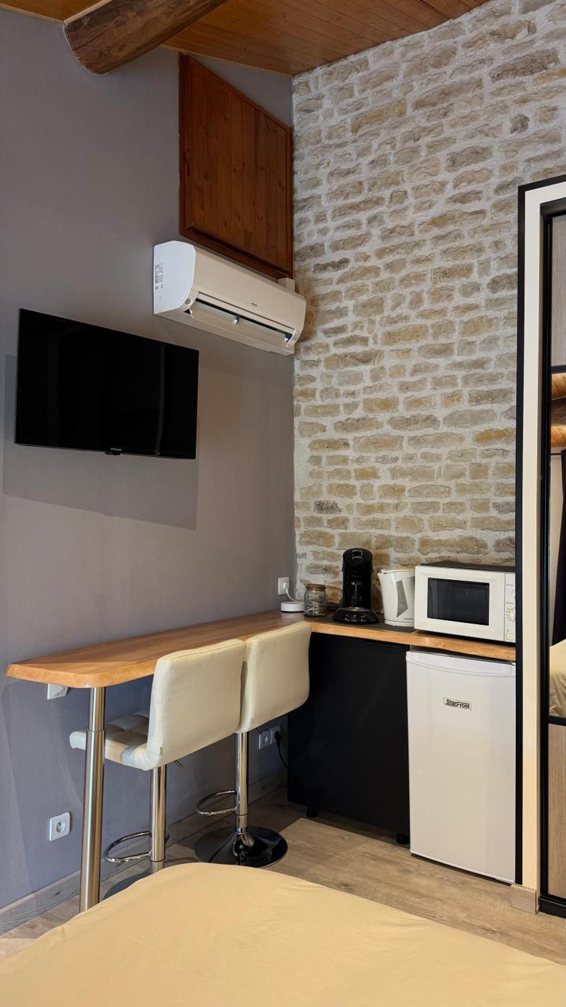 Chambres D'Hotes Les Rozieres Le Bourdet Luaran gambar